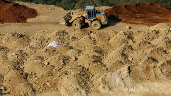 优先配 北京多所高校禁用罗马仕充电宝 公司回应